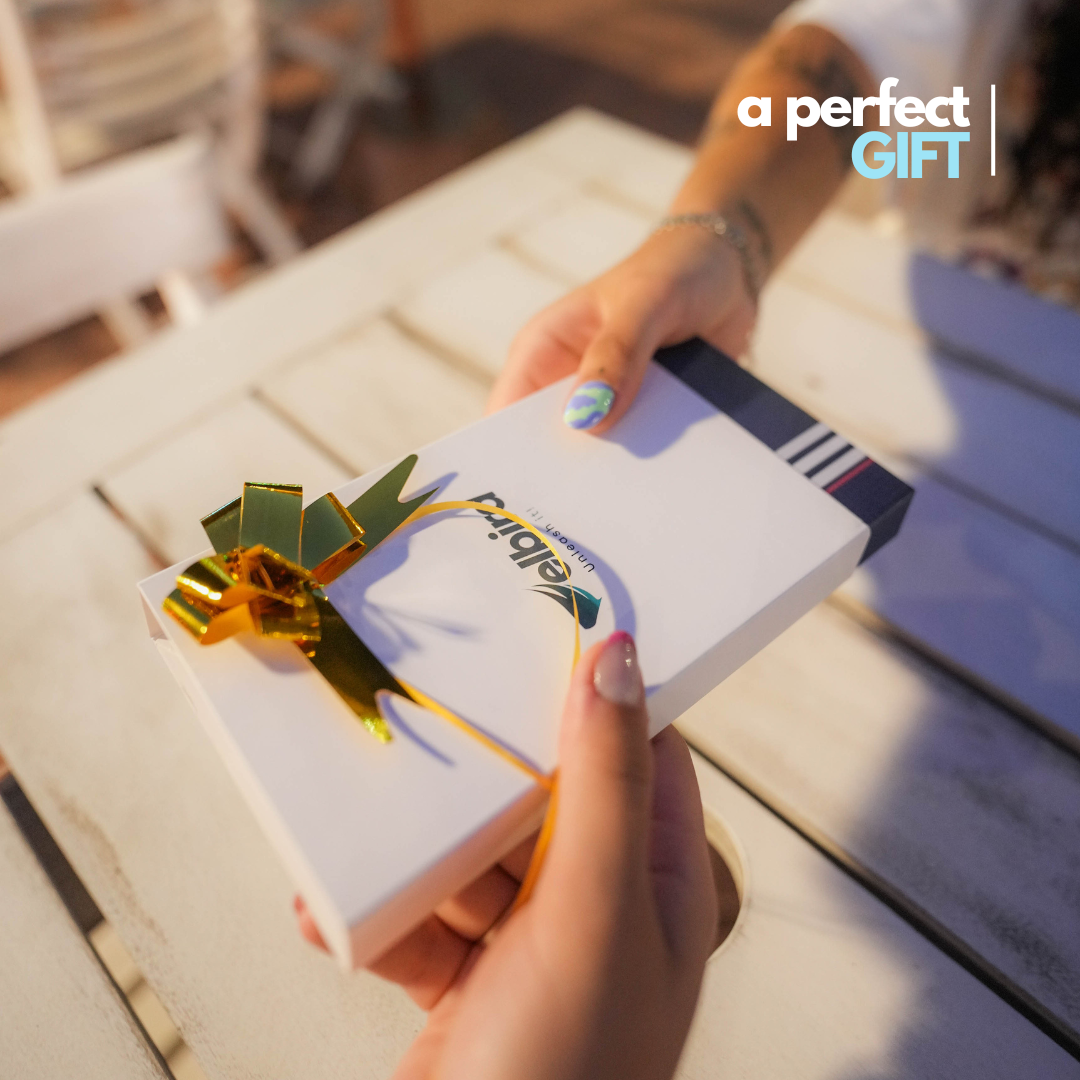 Stylish Ultra Slim Wallet RFID Blocking Premium Aluminum Card Holder W/Trigger to Slide Up Cards - Complete Packaging W/