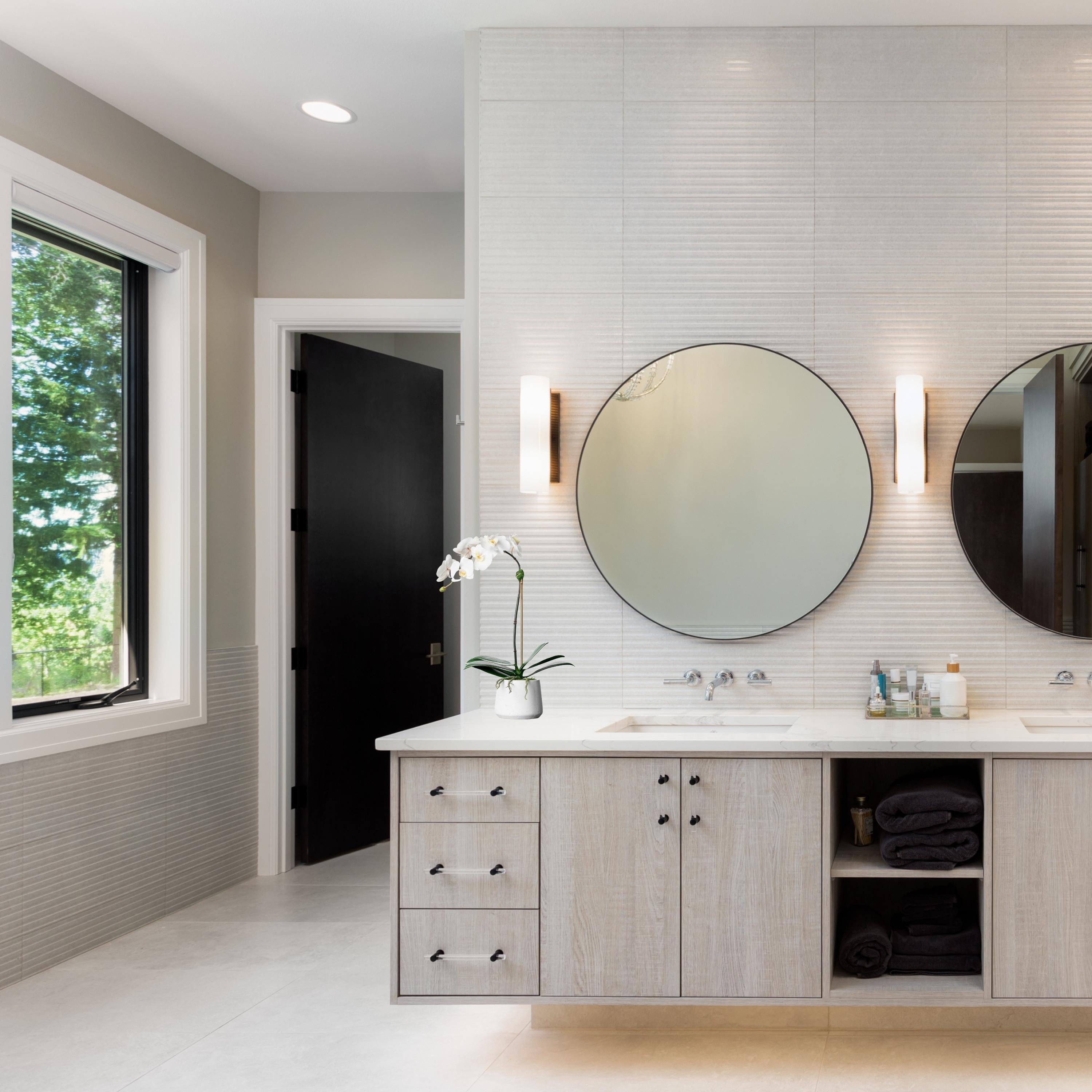 Artificial Orchid Plant - White Orchid in White Pot - 21